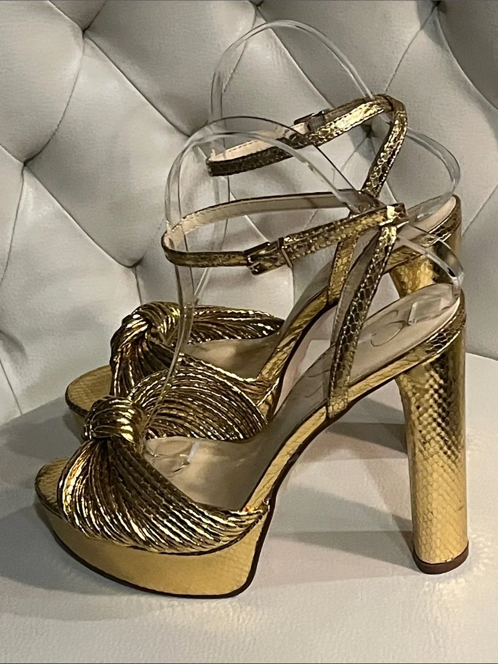 Jessica Simpson glam metallic